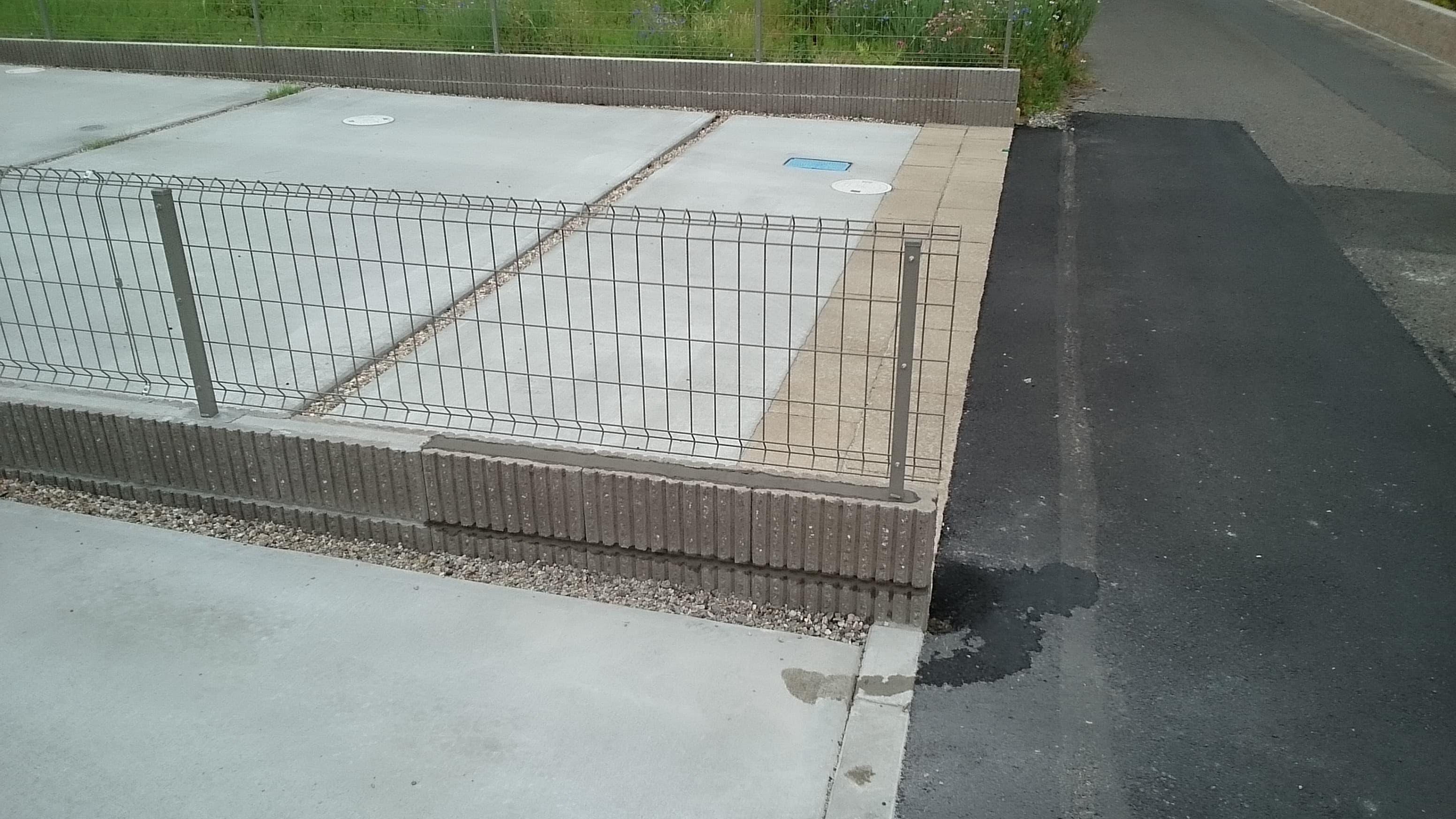 フェンス取替工事 | 四日市市のエクステリア工事ならイズ美