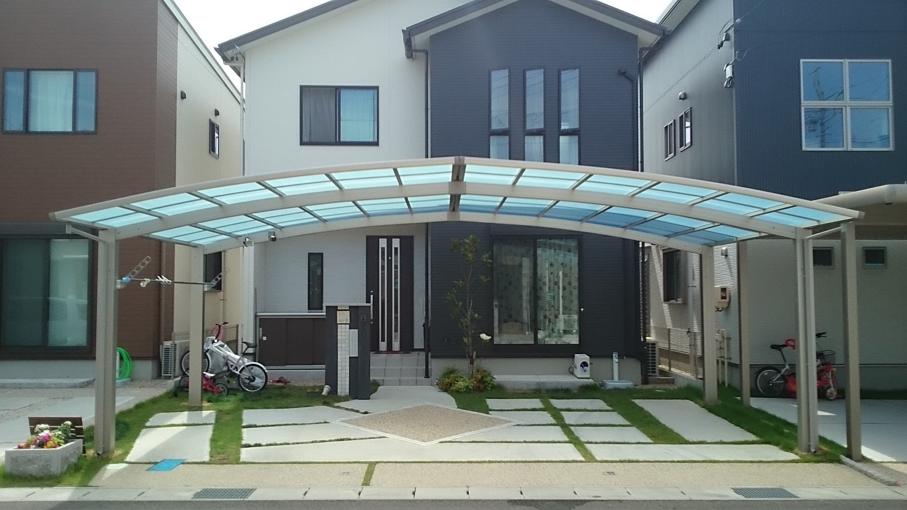カーポート新設 四日市市 | 四日市市でエクステリア工事ならイズ美