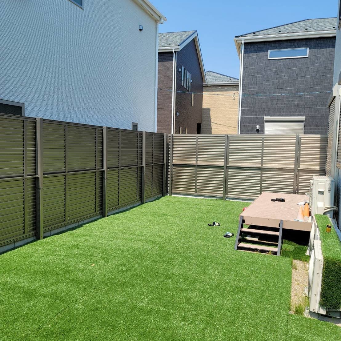 人工芝張り 四日市市 | 四日市市でエクステリア工事ならイズ美