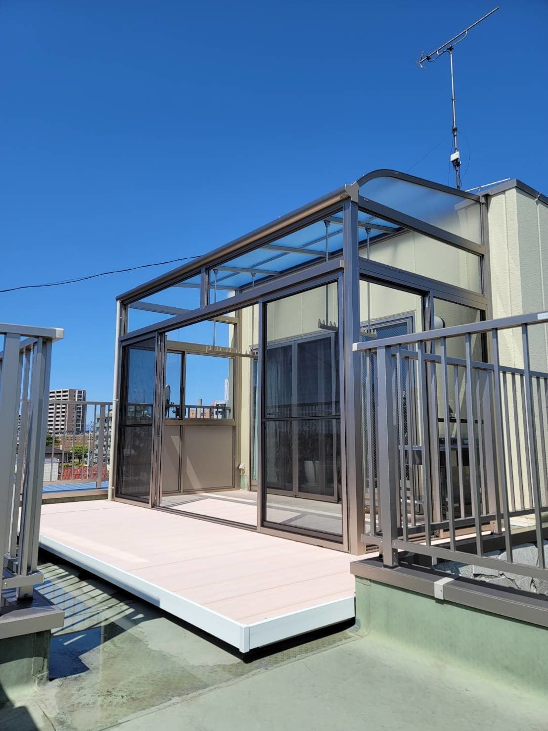 サンルーム新設 | 四日市市のエクステリア工事ならイズ美