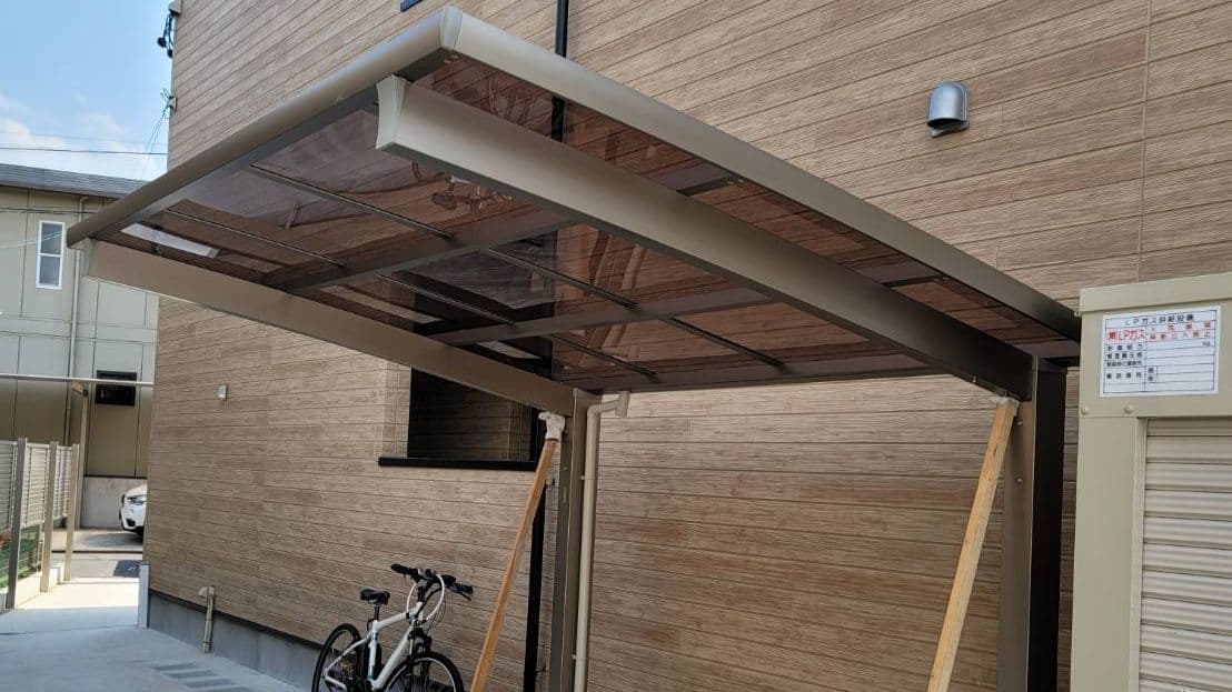 サイクルポート新設 四日市市 | 四日市市でエクステリア工事ならイズ美