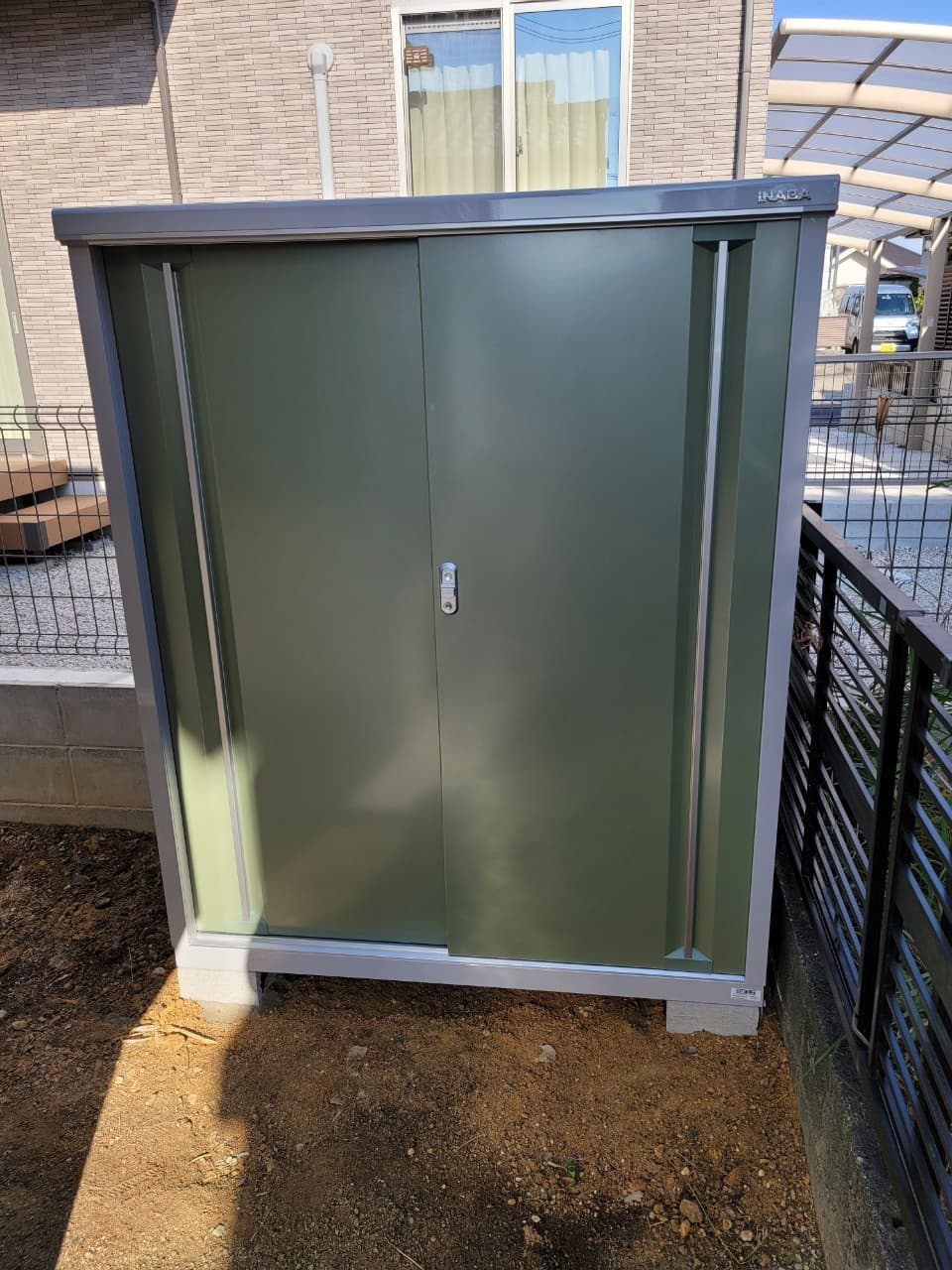 物置設置 | 四日市市のエクステリア工事ならイズ美