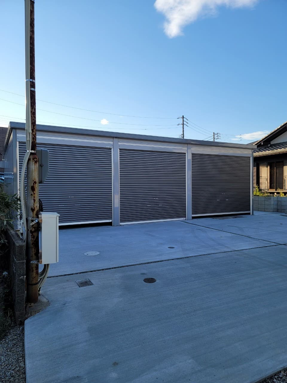 ガレージ設置 | 四日市市のエクステリア工事ならイズ美