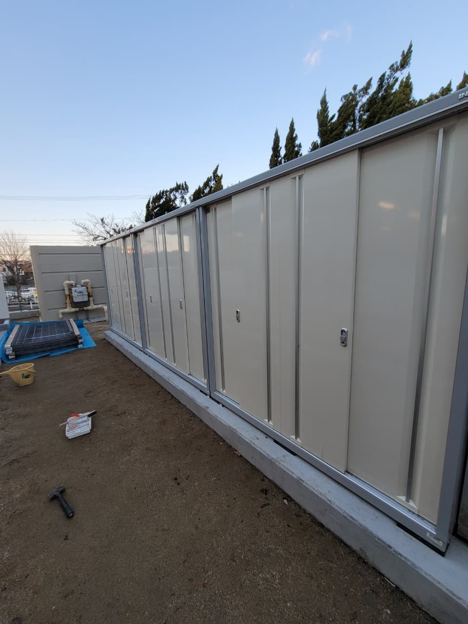 物置設置 | 四日市市のエクステリア工事ならイズ美